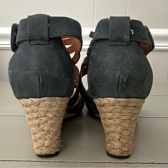 Indigo by Clarks Women’s Sz 8  Sandals Shoes Espadrille Wedge Blue Leather - Picture 7 of 9